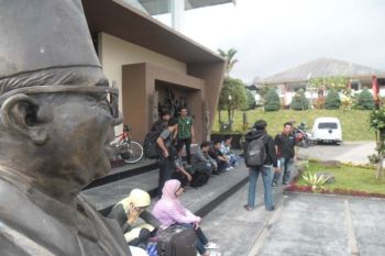 Dubes Serbia Kunjungi Rumah Budaya Fadli Zon