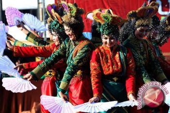 Kontestan "Miss World" bawakan Tari Kipas 