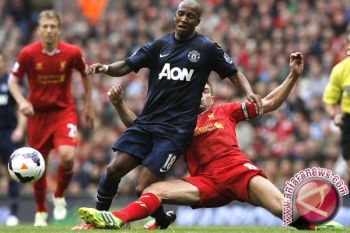  Moyes Minta Young Berhenti Bersandiwara