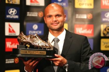  Sergio Van Dijk Pastikan Masih Di Persib