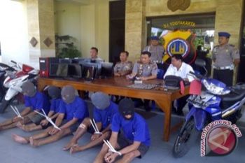 Polres Gunung Kidul sita pistol pencuri