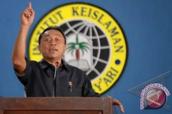 Setiap Orang Harus Tanam 10 Pohon