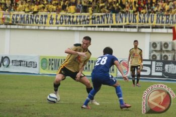Cetak Lima Gol