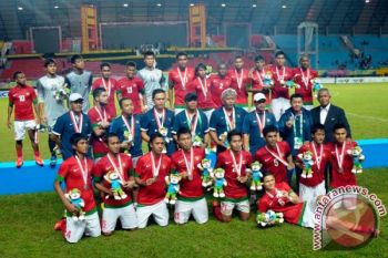 Medali Perak Sepakbola ISG