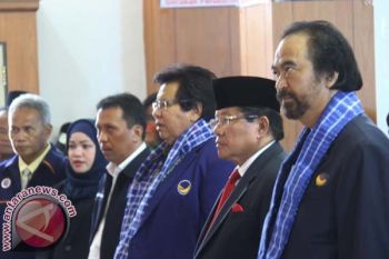Surya Paloh Instruksikan Kadernya Dukung Anwar 