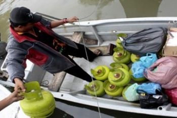 Mahalnya Gas di Pulau/Joko Sulistyo