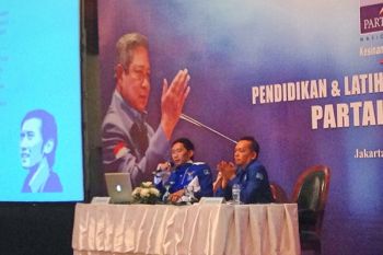 Ibas Ajak Caleg Partai Demokrat Memenangi Pemilu 2014