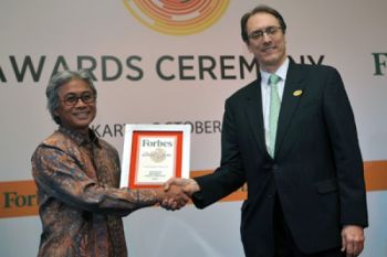 Semen Indonesia Masuk 2.000 Perusahaan Terbaik Dunia