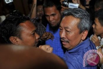 Polisi Telusuri Hubungan Holly Dengan G