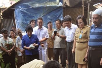 Wawali letakan batu pertama IPAL komunal Paal Dua