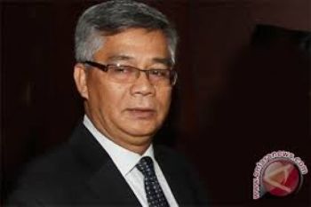 Akil Mochtar Terjatuh dari &amp;quot;Gunung Mas&amp;quot;