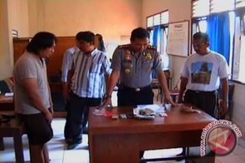 Polres Gunung Kidul tangkap wisatawan pembawa ganja