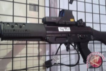  Ada Senapan Sig 552 Kopassus di Pameran Alutsista