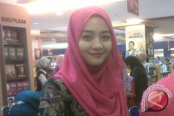Nuri Maulida Dahulukan Tutup Aurat 