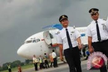 Wah! Bali Menantikan Kedatangan Perempuan Pilot Pertama Asal Afghanistan