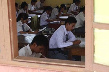 208 Pelajar SMAN 1 PUS Dipersiapkan Ikuti UN 2014