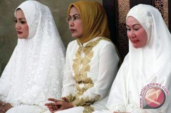 "Tiga Ratu" jadi perhatian publik