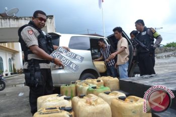Polres OKU ungkap kasus pengecoran BBM