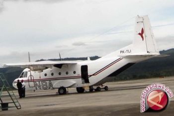Landasan pacu Bandara Miangas mulai diaspal