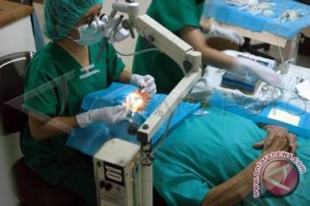 75 persen kebutaan mata di Indonesia akibat katarak