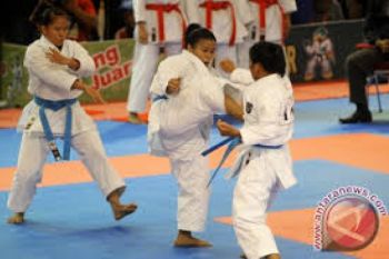 Pelajar Indonesia Raih Emas Kejuaraan Karate Internasional