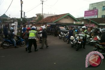 Polisi Amankan Pelajar Tawuran 