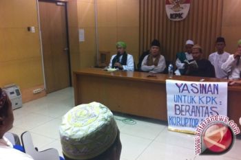 Ulama Banten "Yasinan" Untuk KPK