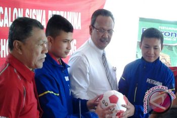 Putra daerah Sumsel ikuti Pertamina "Soccer School" 