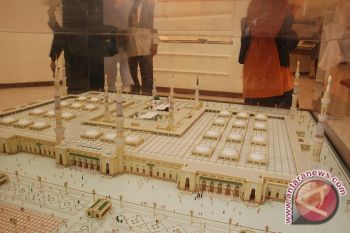 Mengintip sejarah dua masjid suci