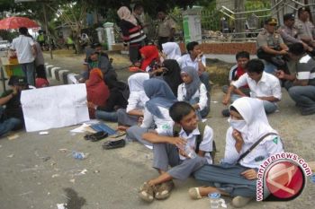 DPRD Kota Palu Hearing SMA Negeri 2 Palu