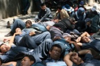 Tuntut Kesejahteraan, Ganjar Minta Guru Tidak Mogok Ngajar