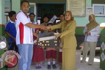 PT Mamuang bantu alat peraga belajar SD