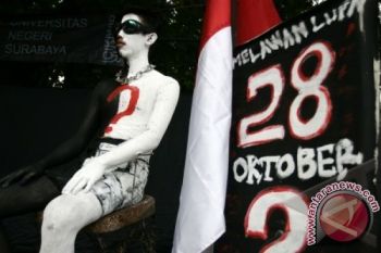 Aksi Teatrikal Melawan Lupa
