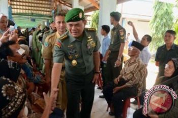 KUNJUNGI PASIEN KATARAK
