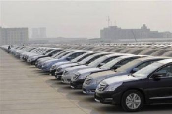 Cara Beijing Cegah "Banjir" Mobil Baru