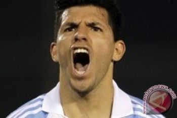 Aguero Beri Kemenangan 2-0 atas Bosnia