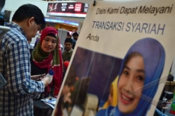 Bank Syariah Tumbuh 38 Persen