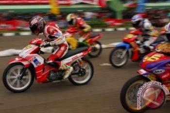 Pebalap Luar Jawa Unjuk Gigi di HRC 2013