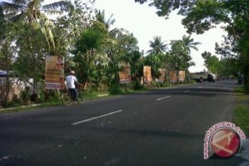 Parpol belum ajukan  izin alat peraga kampanye 
