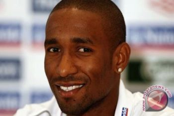  Defoe Bawa Spurs Ke Fase Gugur