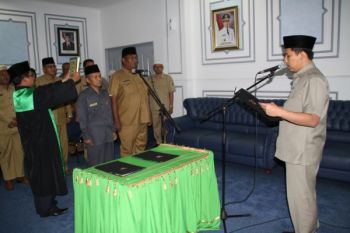 Wako Padangpanjang Lantik Kepala DPPKAD dan Inspektorat
