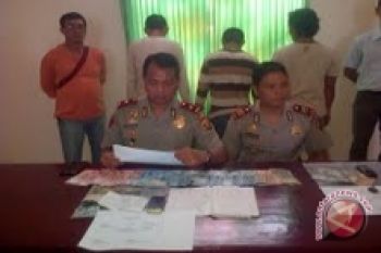 Bandar togel di Baturaja ditangkap polisi