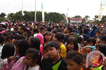 Ribuan pelajar di Baturaja ikuti jalan sehat 
