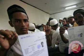 Dibalik sel, menunggu untuk bisa bergeser