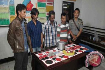 Polres OKU gerebek arena judi dadu kuncang