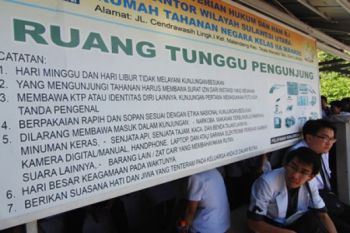 Kunjungi Dokter Ayu