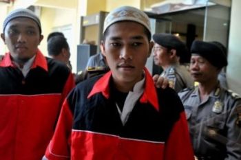 VONIS ANGGOTA FPI