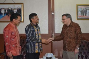 Gubernur Sultra Terima Kunjungan Dubes Canada