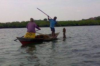 Nelayan Batam Terpikat Rengkam     