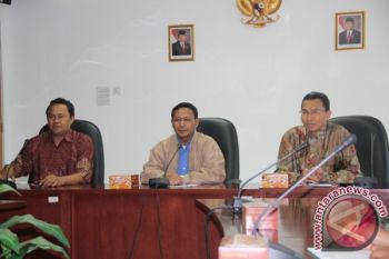 BERGURU KE KEMKOMINFO SEBELUM AJUKAN RAPERDA KELEMBAGAAN  